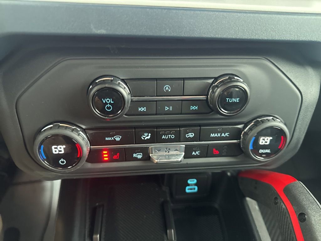 Certified 2025 Ford Bronco Heritage Edition image 8