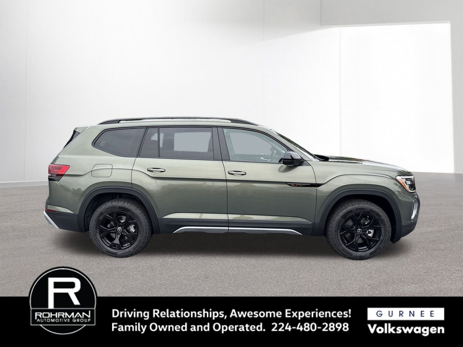 New 2026 Volkswagen Atlas Peak Edition image 10