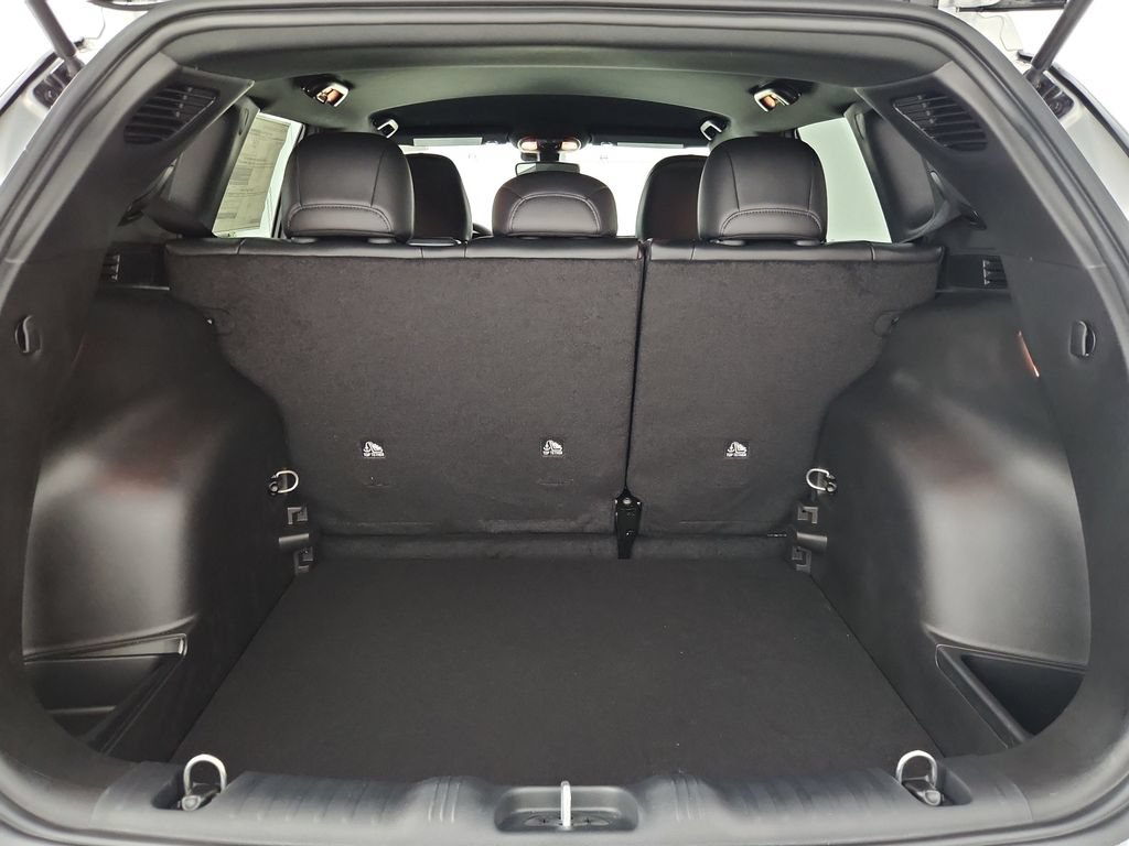 New 2026 Jeep Compass Latitude AWD/4WD image 29