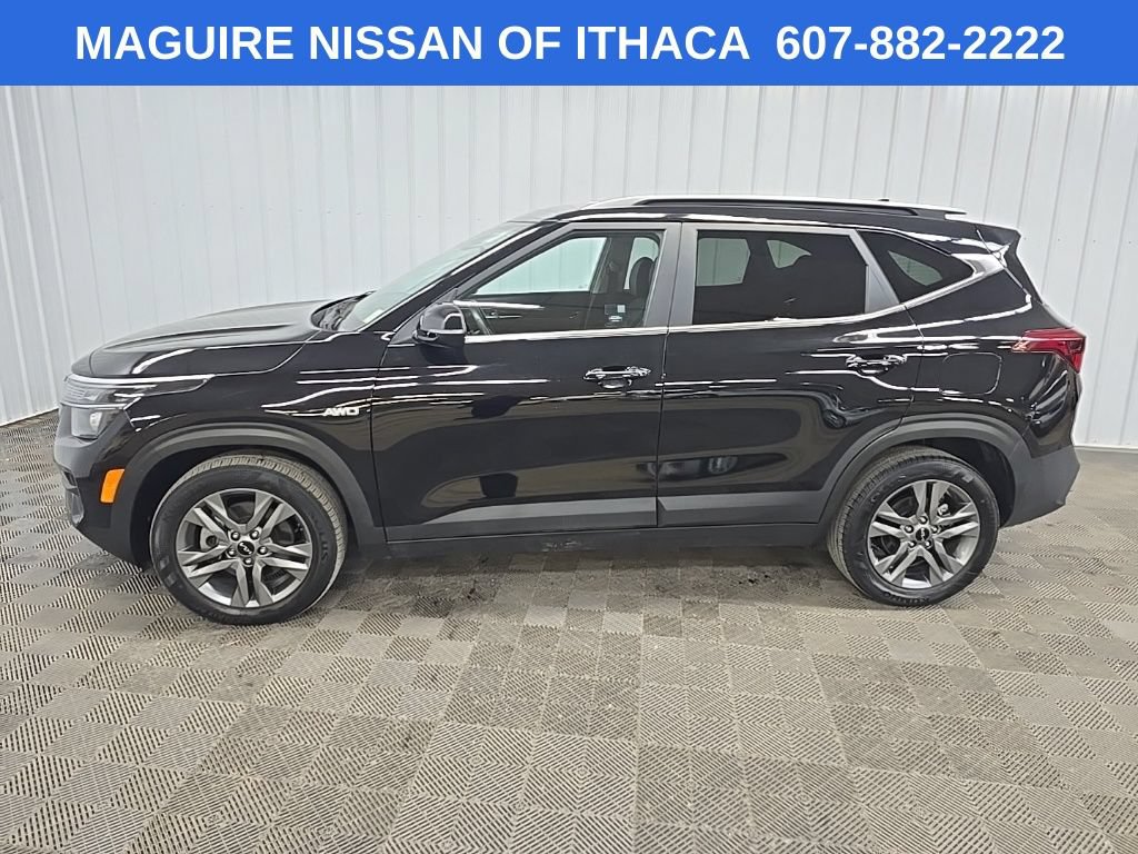 Used 2023 Kia Seltos S w/ Navigation Package AWD/4WD image 5