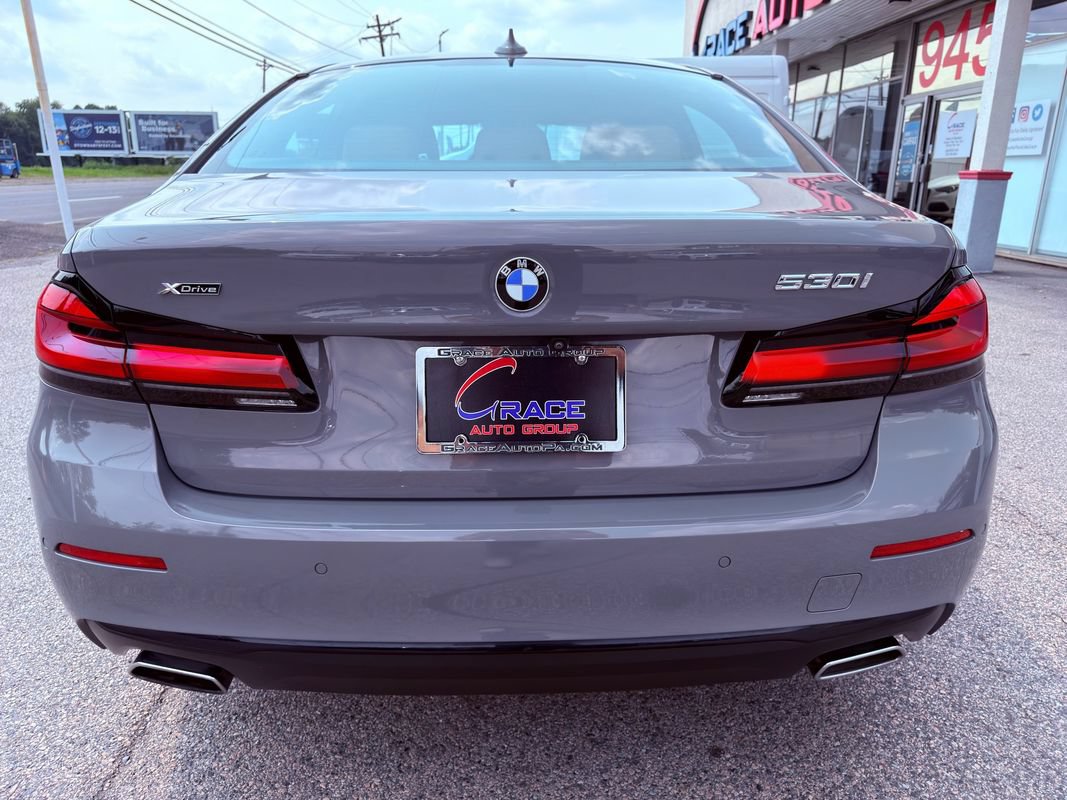 Used 2022 BMW 530i xDrive w/ Convenience Package AWD/4WD image 42