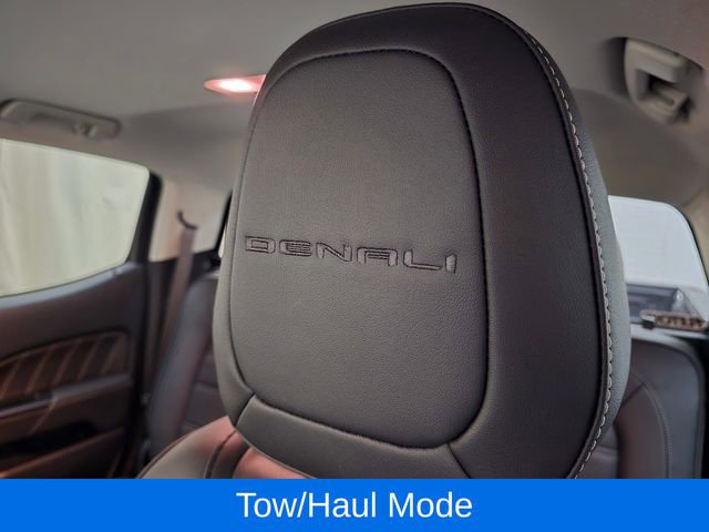 Used 2021 GMC Canyon Denali image 15