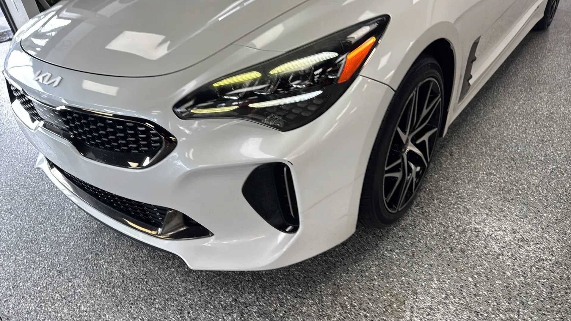 Used 2022 Kia Stinger GT-Line w/ Sun & Sound Package RWD image 34