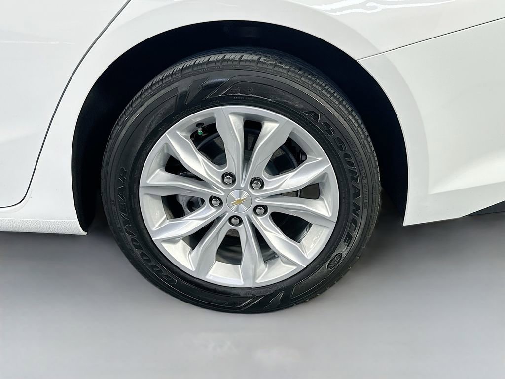 Used 2025 Chevrolet Malibu LT image 33