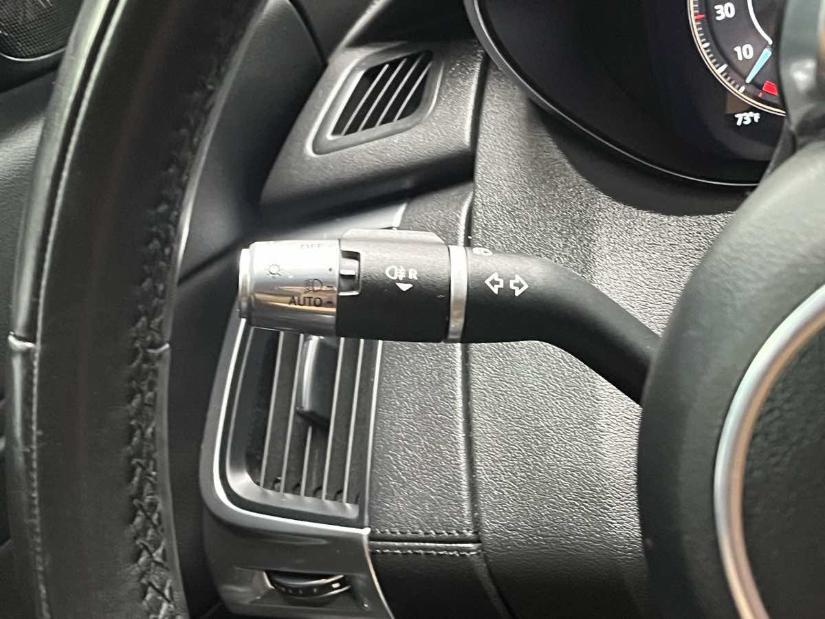 Used 2021 Jaguar E-PACE SE AWD/4WD image 16