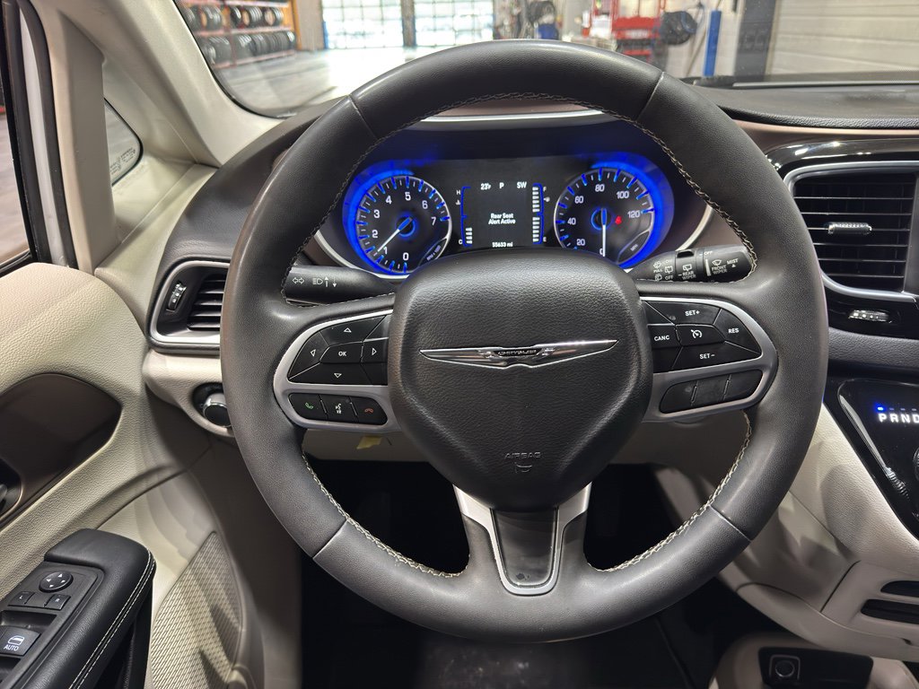 Used 2024 Chrysler Voyager LX image 24