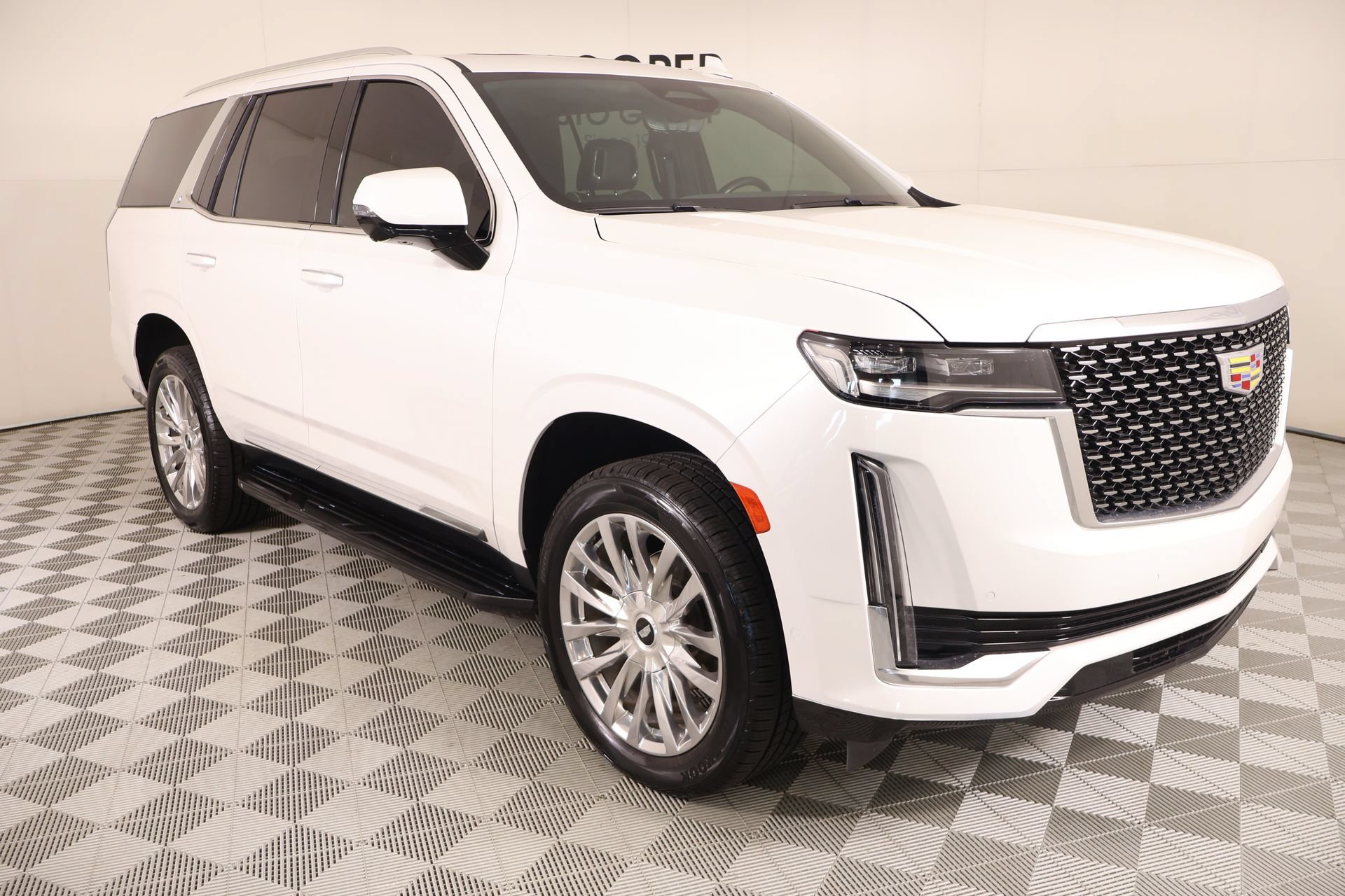 Used 2022 Cadillac Escalade Premium Luxury AWD/4WD image 1
