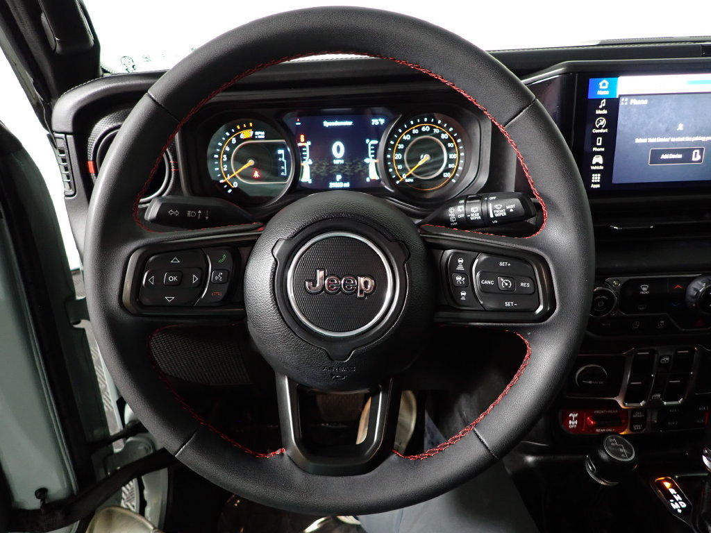Used 2024 Jeep Wrangler Unlimited Rubicon AWD/4WD image 26
