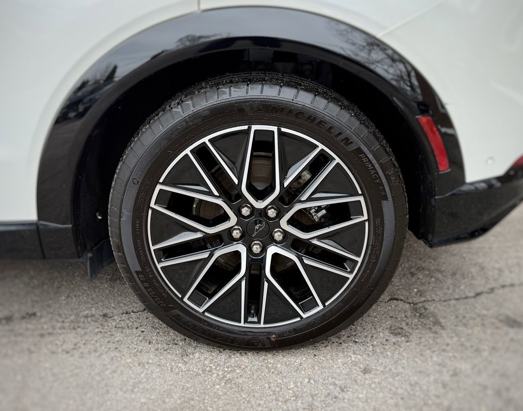 Used 2024 Ford Mustang Mach-E Premium image 10