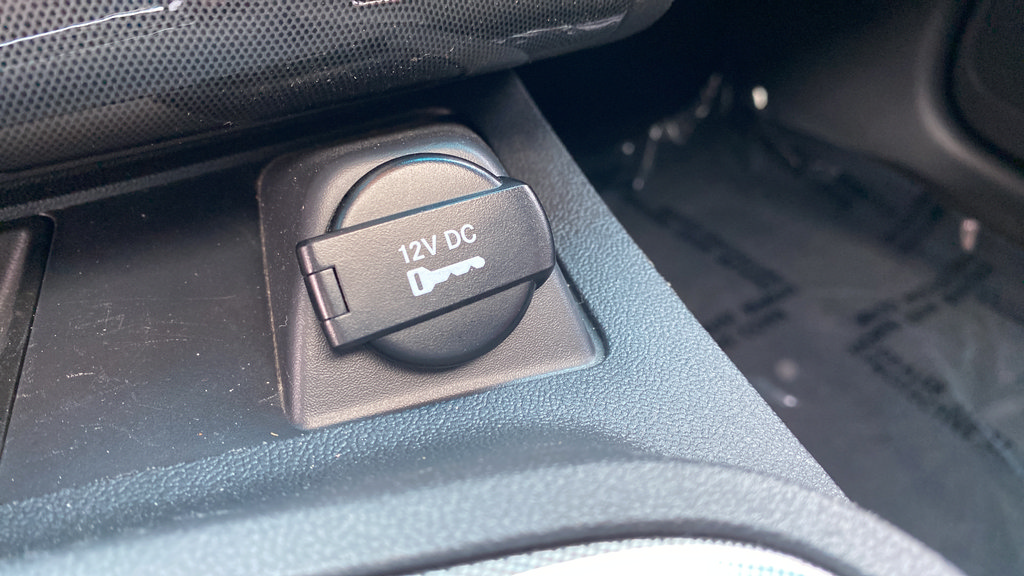 Used 2009 Dodge Challenger SRT8 w/ SRT Option Group II RWD image 23
