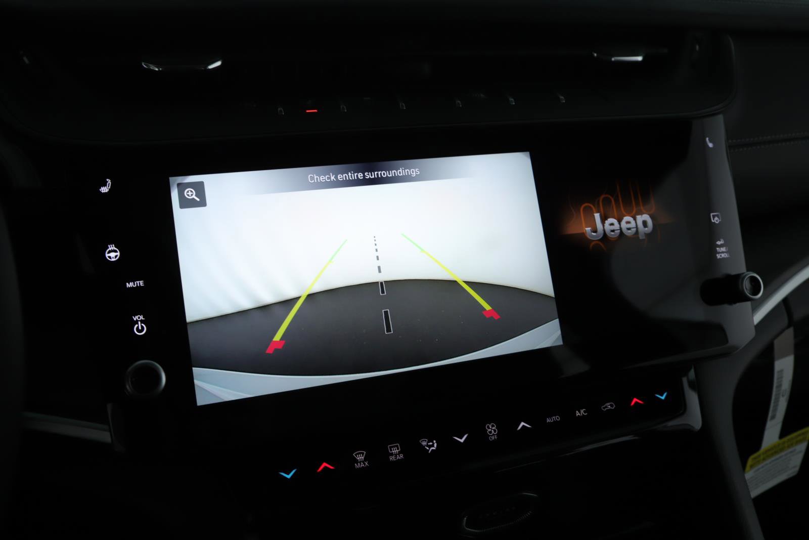 New 2026 Jeep Grand Cherokee Limited w/ Limited Altitude Package image 11