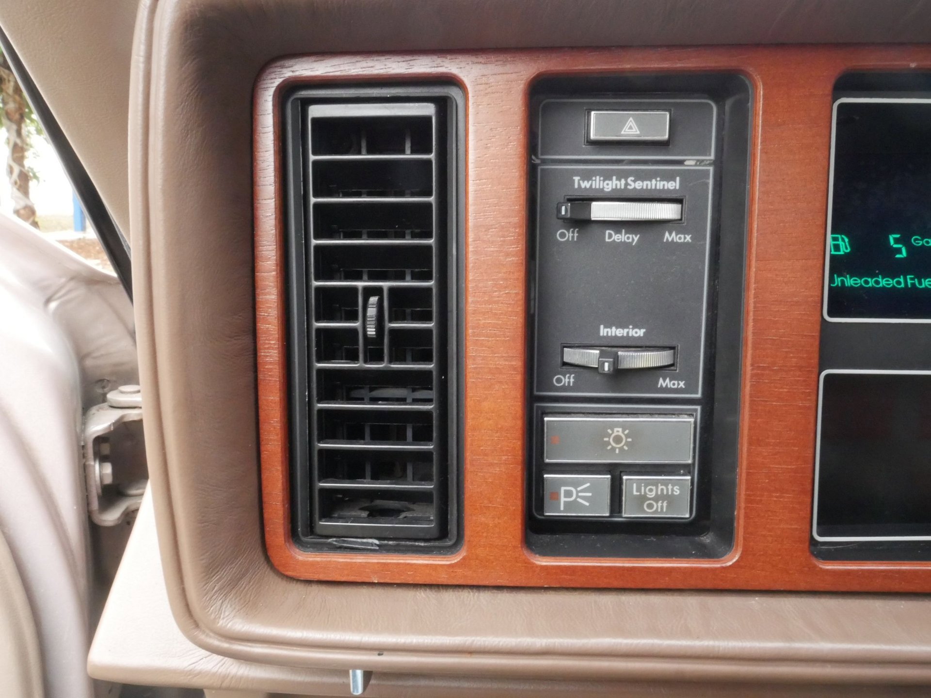 Used 1988 Cadillac Eldorado Coupe image 59