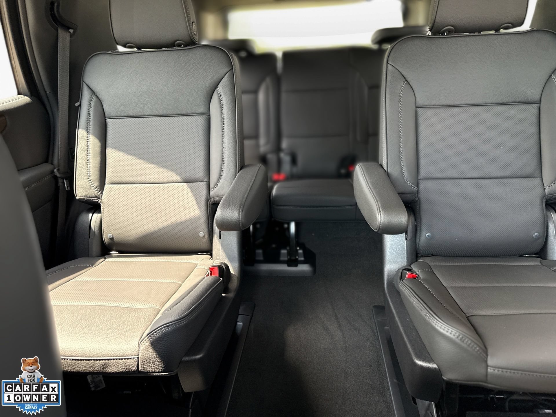 Used 2026 GMC Yukon Denali w/ Sun & Power Step Package RWD image 24