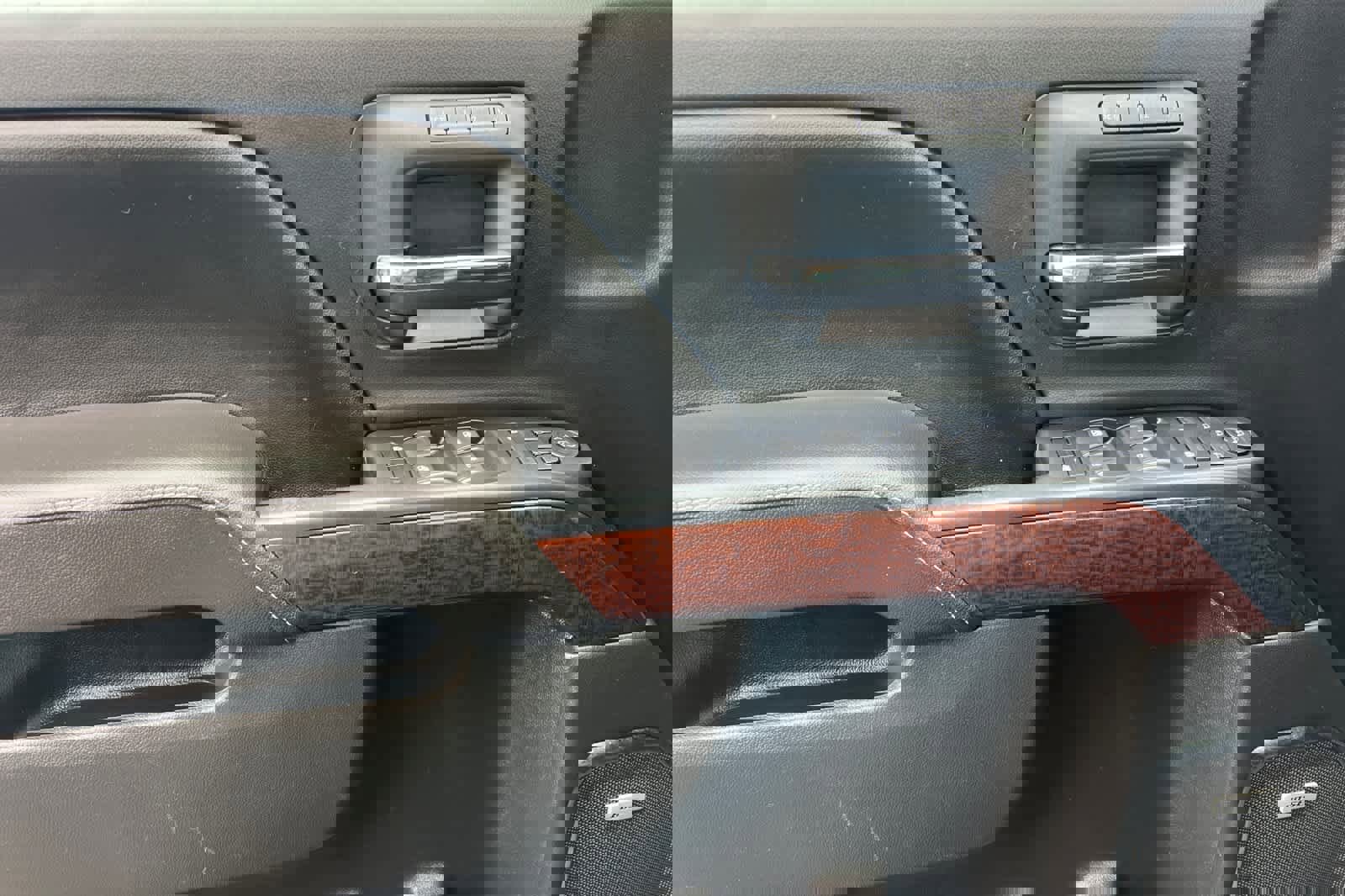 Used 2017 GMC Sierra 1500 SLT image 12