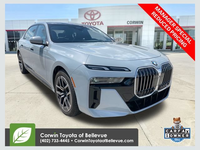 Used 2025 BMW 740i xDrive AWD/4WD image 1