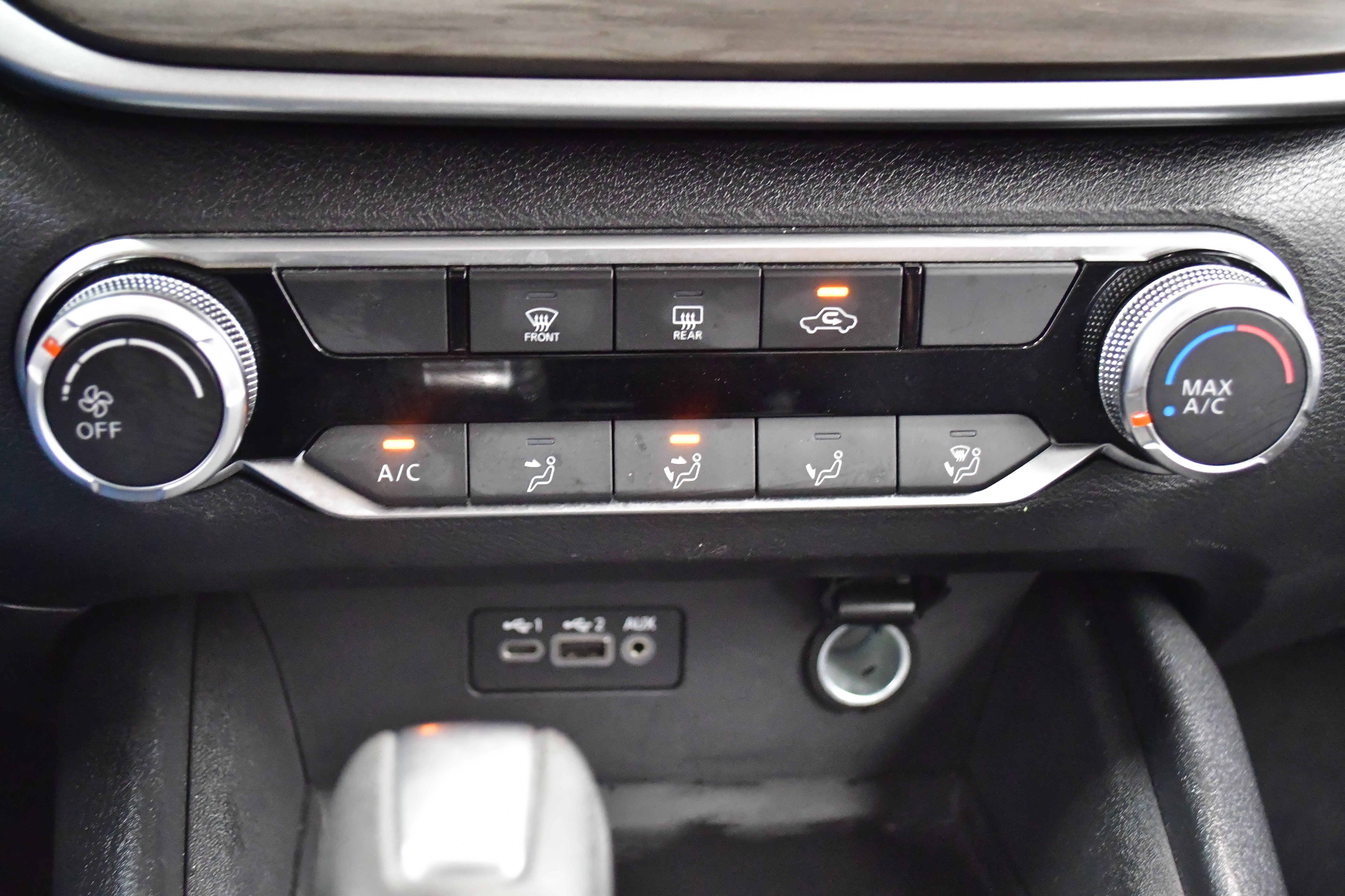 Used 2025 Nissan Altima 2.5 SV FWD image 26