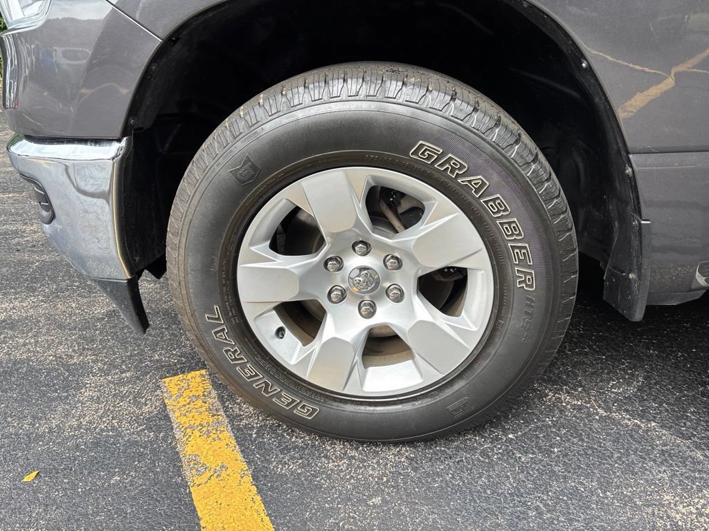 Used 2020 RAM 1500 Big Horn AWD/4WD image 9