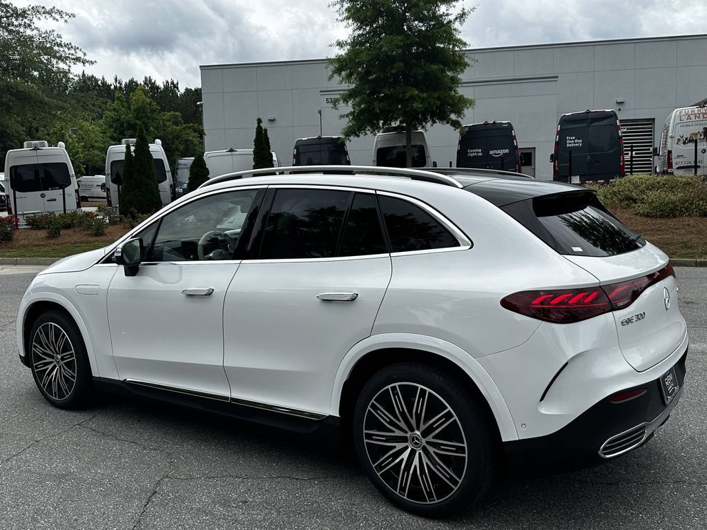 New 2026 Mercedes-Benz EQE 320 4MATIC SUV image 6