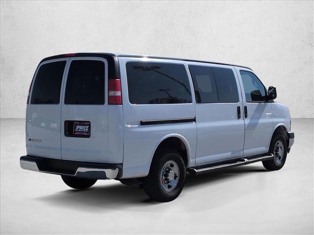 Used 2018 Chevrolet Express 3500 LT w/ LT Preferred Equipment Group image 5