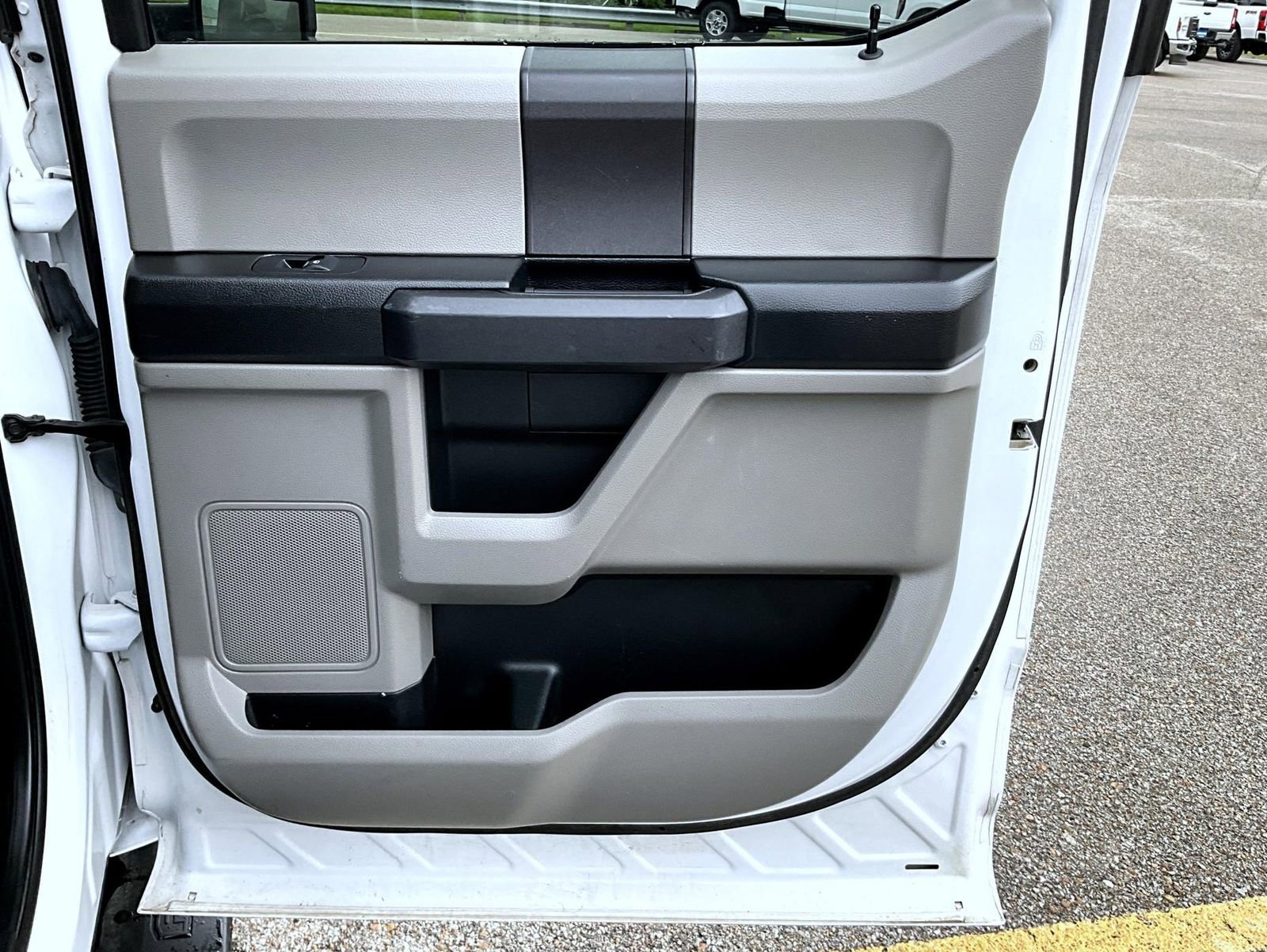 Used 2019 Ford F150 XL w/ Equipment Group 101A Mid AWD/4WD image 18