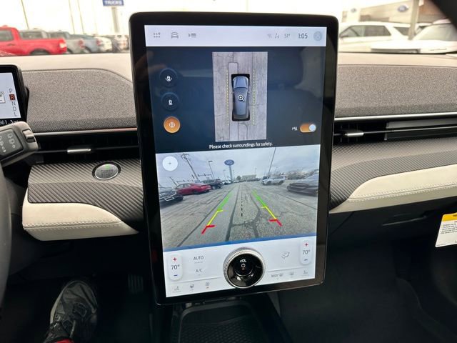 Used 2023 Ford Mustang Mach-E Premium image 19