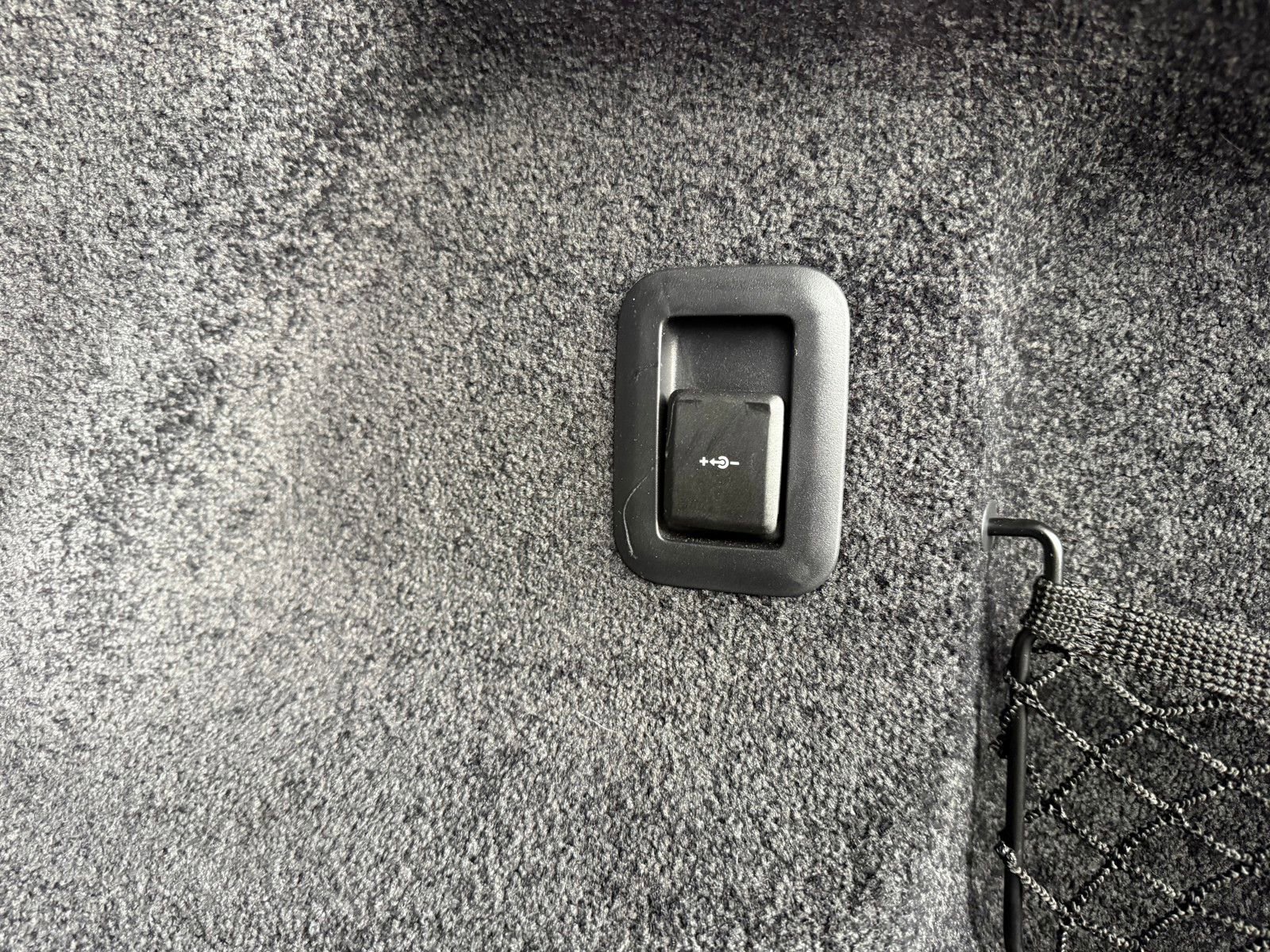 Used 2024 Land Rover Range Rover SE image 27