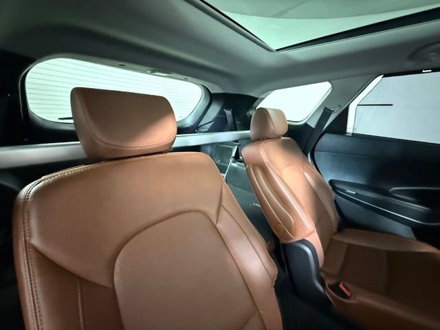 Used 2015 Hyundai Santa Fe Limited w/ Option Group 04 AWD/4WD image 31