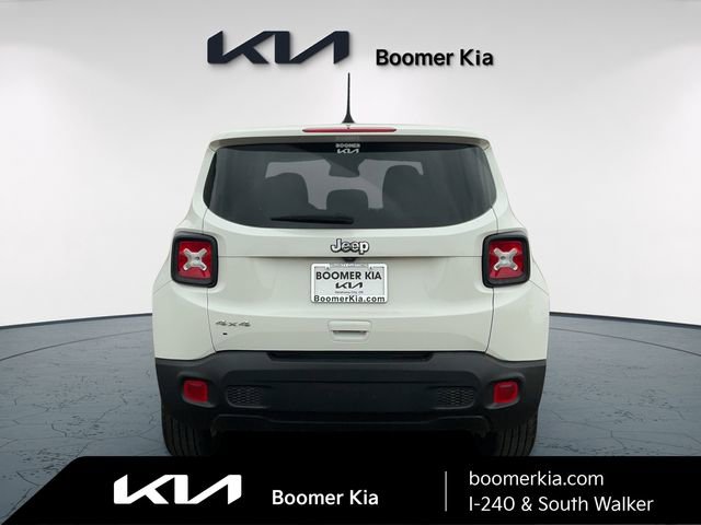 Used 2023 Jeep Renegade Latitude image 6