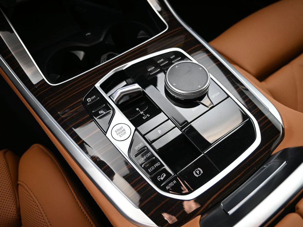 New 2026 BMW X5 xDrive40i AWD/4WD image 16