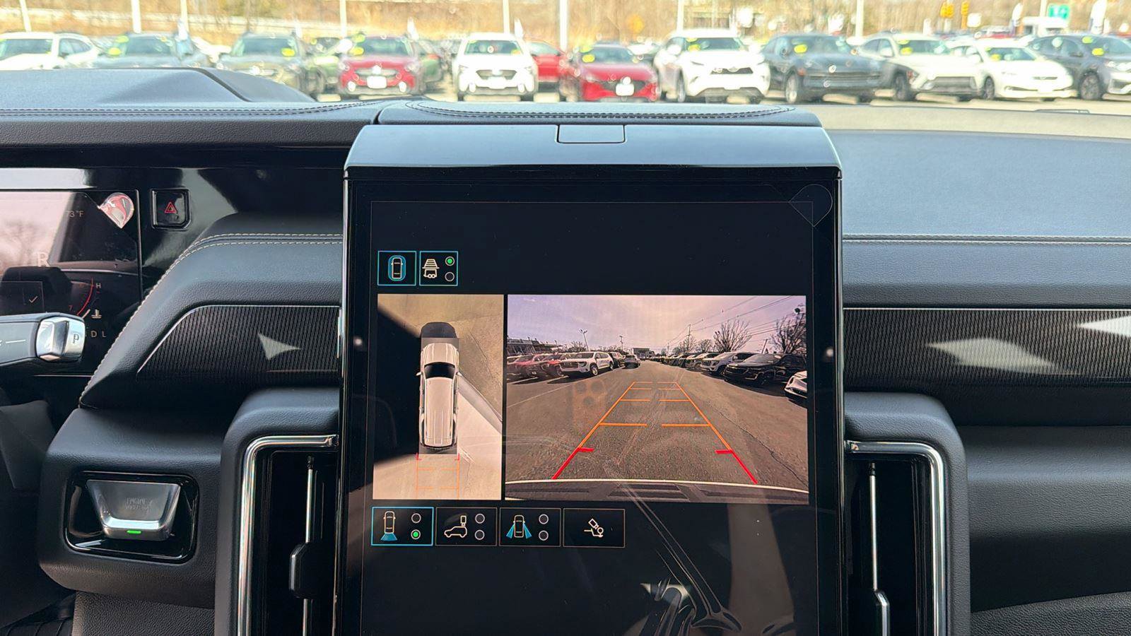 New 2026 GMC Yukon XL Elevation w/ Elevation Premium Package AWD/4WD image 29