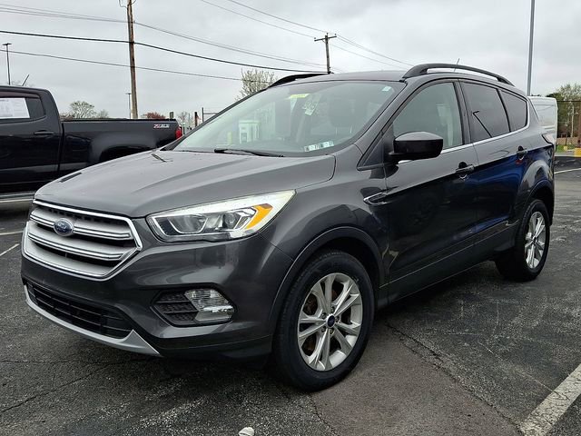 Used 2018 Ford Escape SEL image 3
