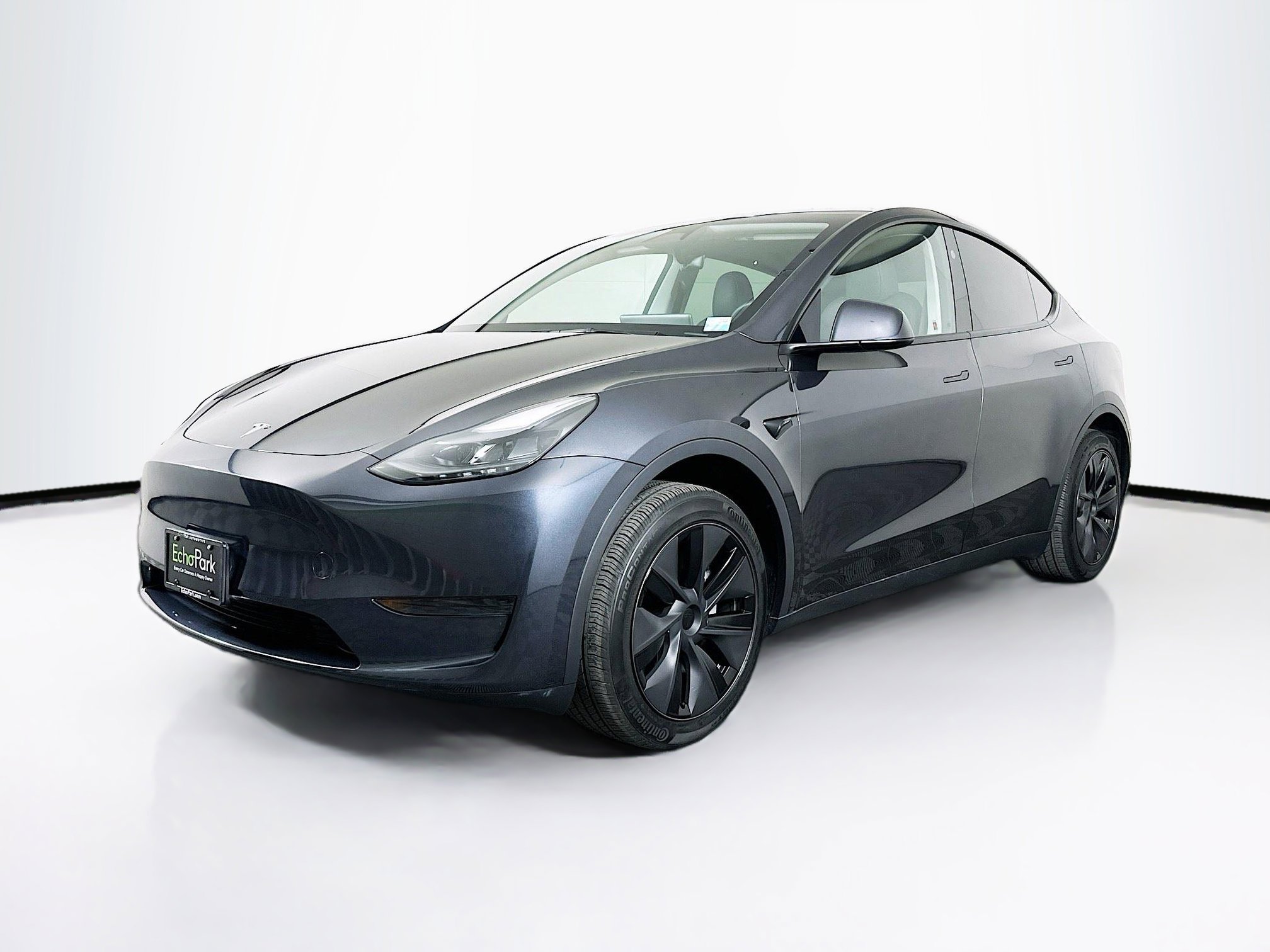 Used 2025 Tesla Model Y Long Range image 3