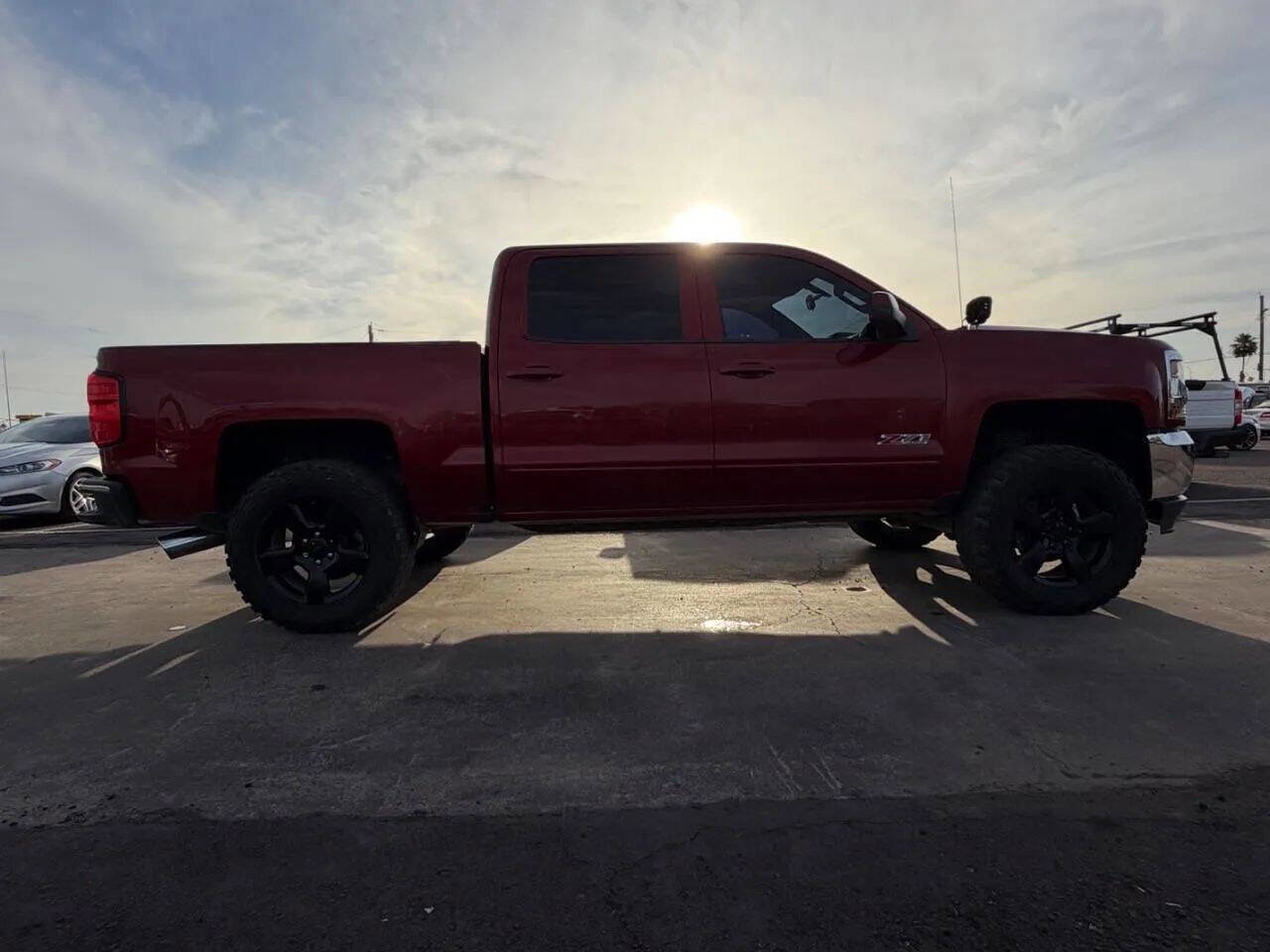 Used 2018 Chevrolet Silverado 1500 LT w/ All Star Edition AWD/4WD image 13