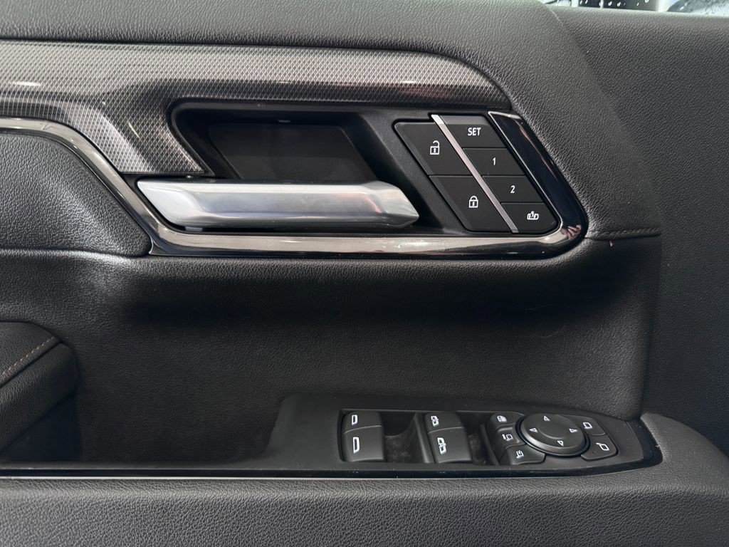 Certified 2025 GMC Sierra 2500 AT4 AWD/4WD image 24