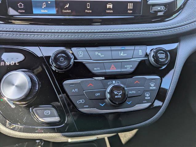 New 2026 Chrysler Pacifica Select image 20