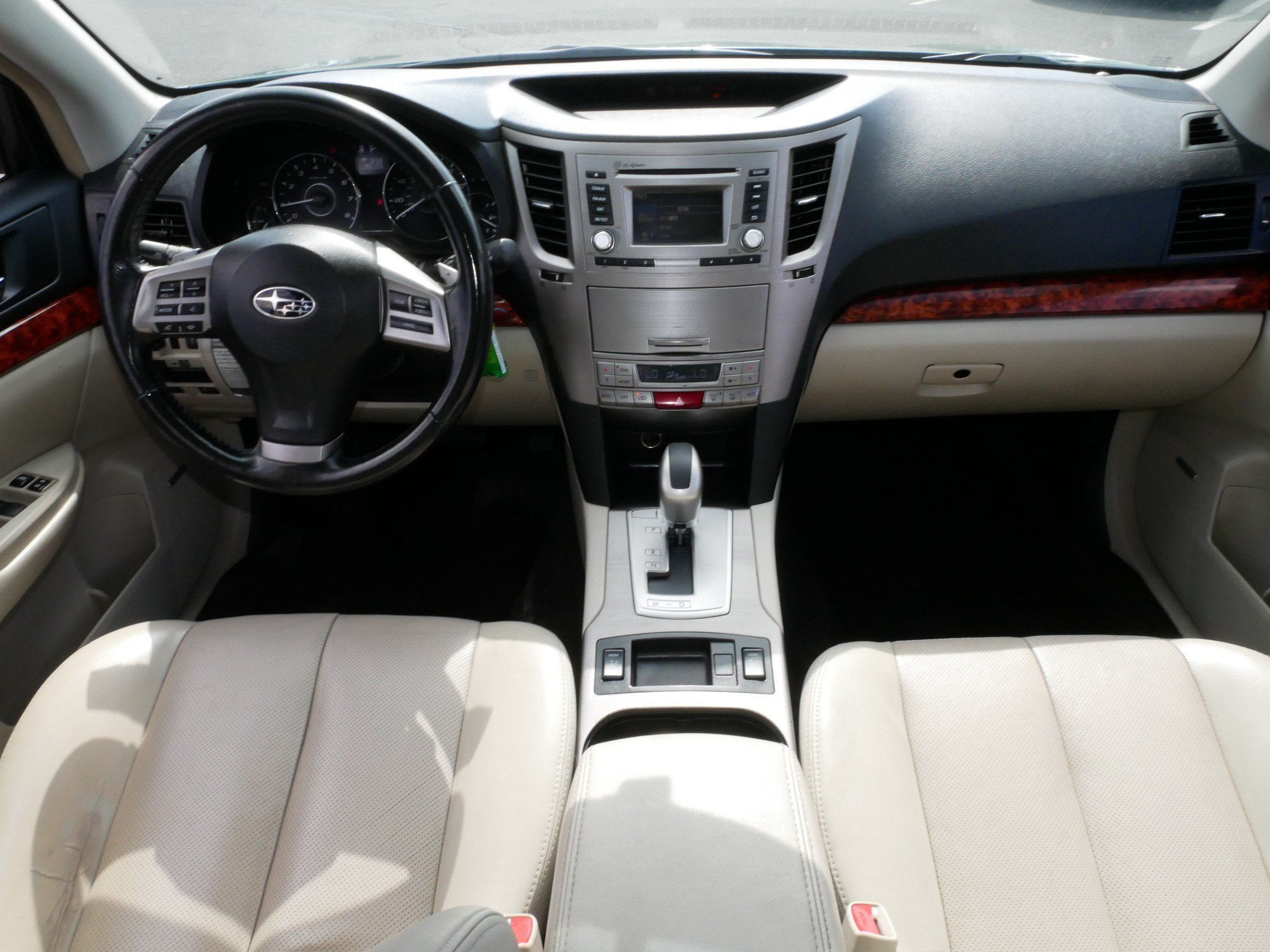 Used 2012 Subaru Outback 2.5i Limited w/ Popular Pkg 1A AWD/4WD image 10