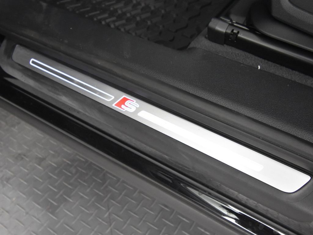 New 2025 Audi Q3 2.0T Premium Plus image 17