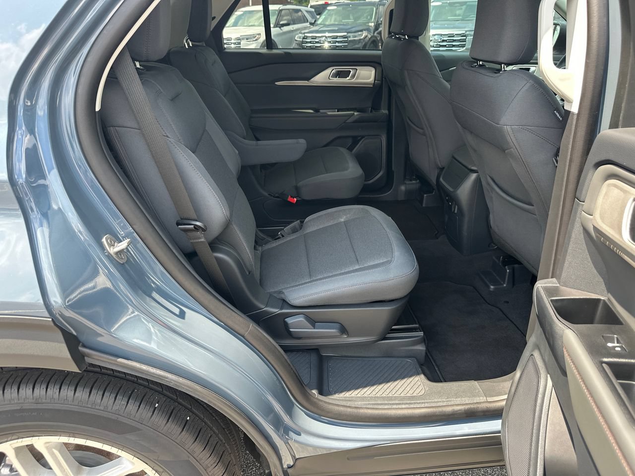 New 2026 Ford Explorer Active RWD image 15