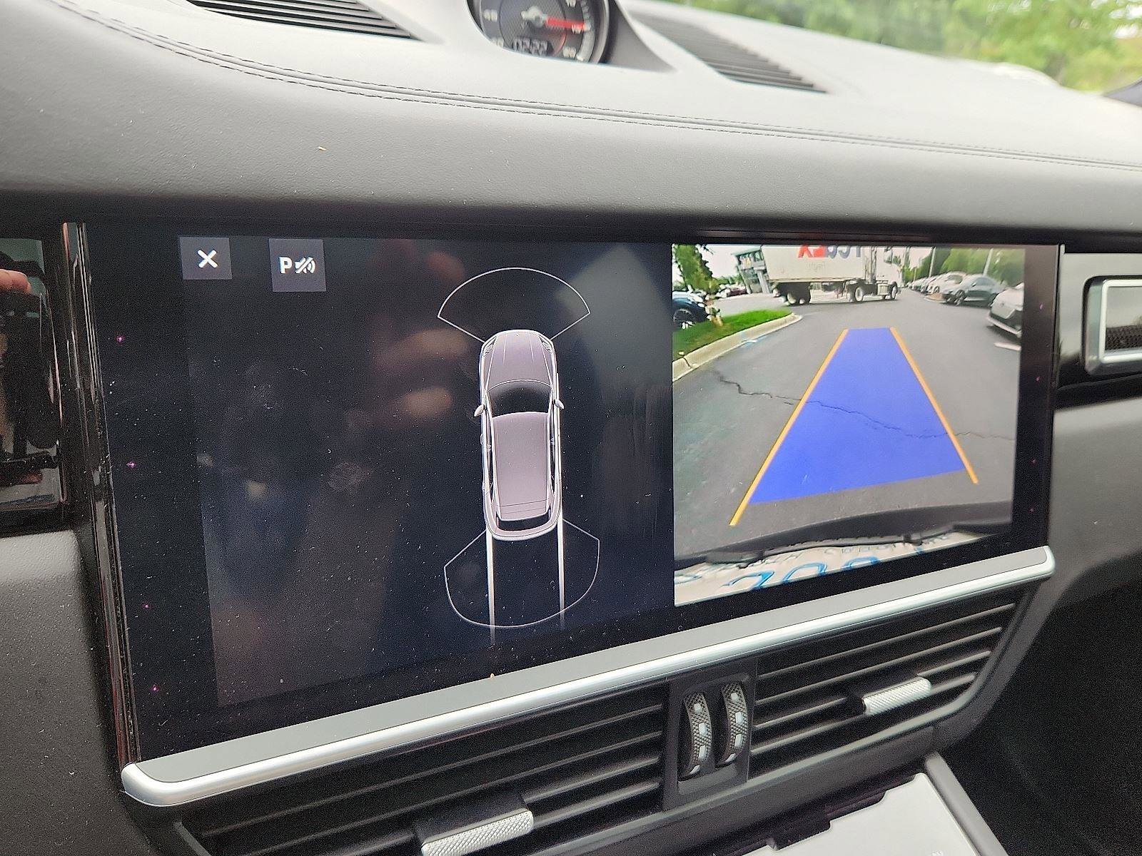 Used 2020 Porsche Cayenne Turbo image 18