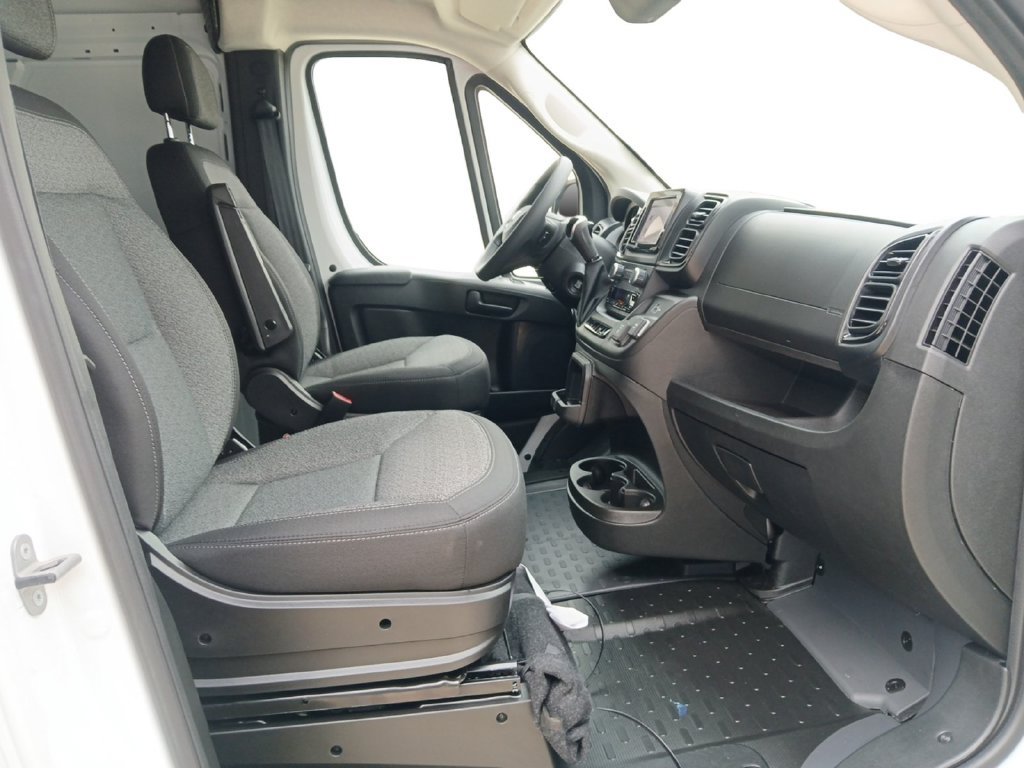 New 2027 RAM ProMaster 2500 w/ Convenience Group FWD image 24