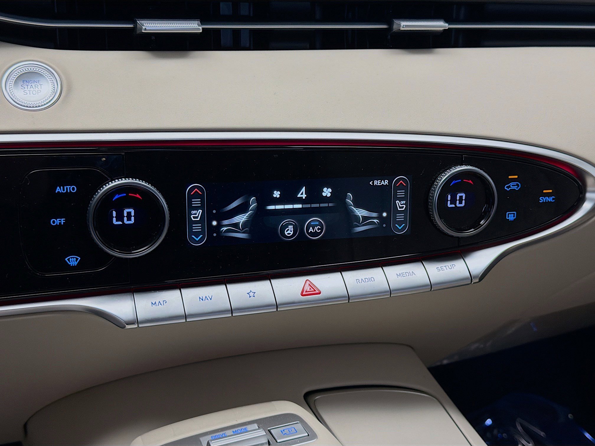 Used 2025 Genesis GV70 3.5T Sport w/ Sport Prestige Package image 10