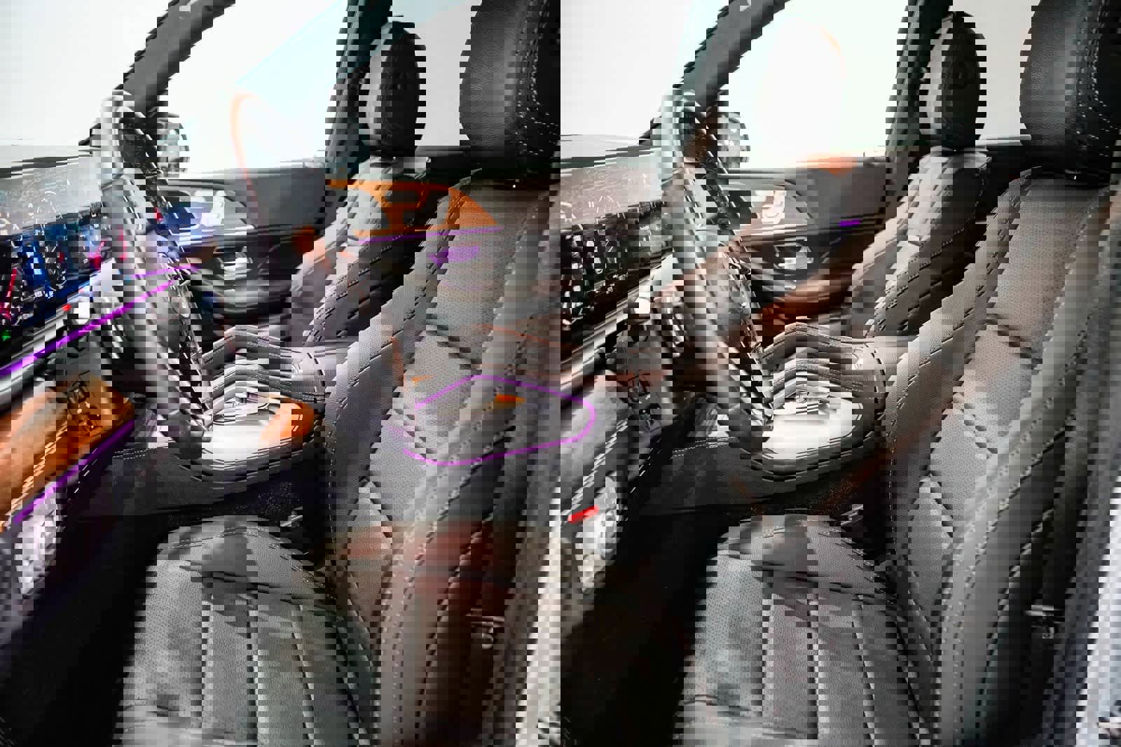 Used 2025 Mercedes-Benz GLE 350 4MATIC image 17