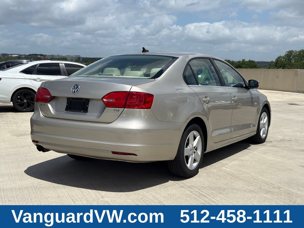 Used 2013 Volkswagen Jetta TDI FWD image 7