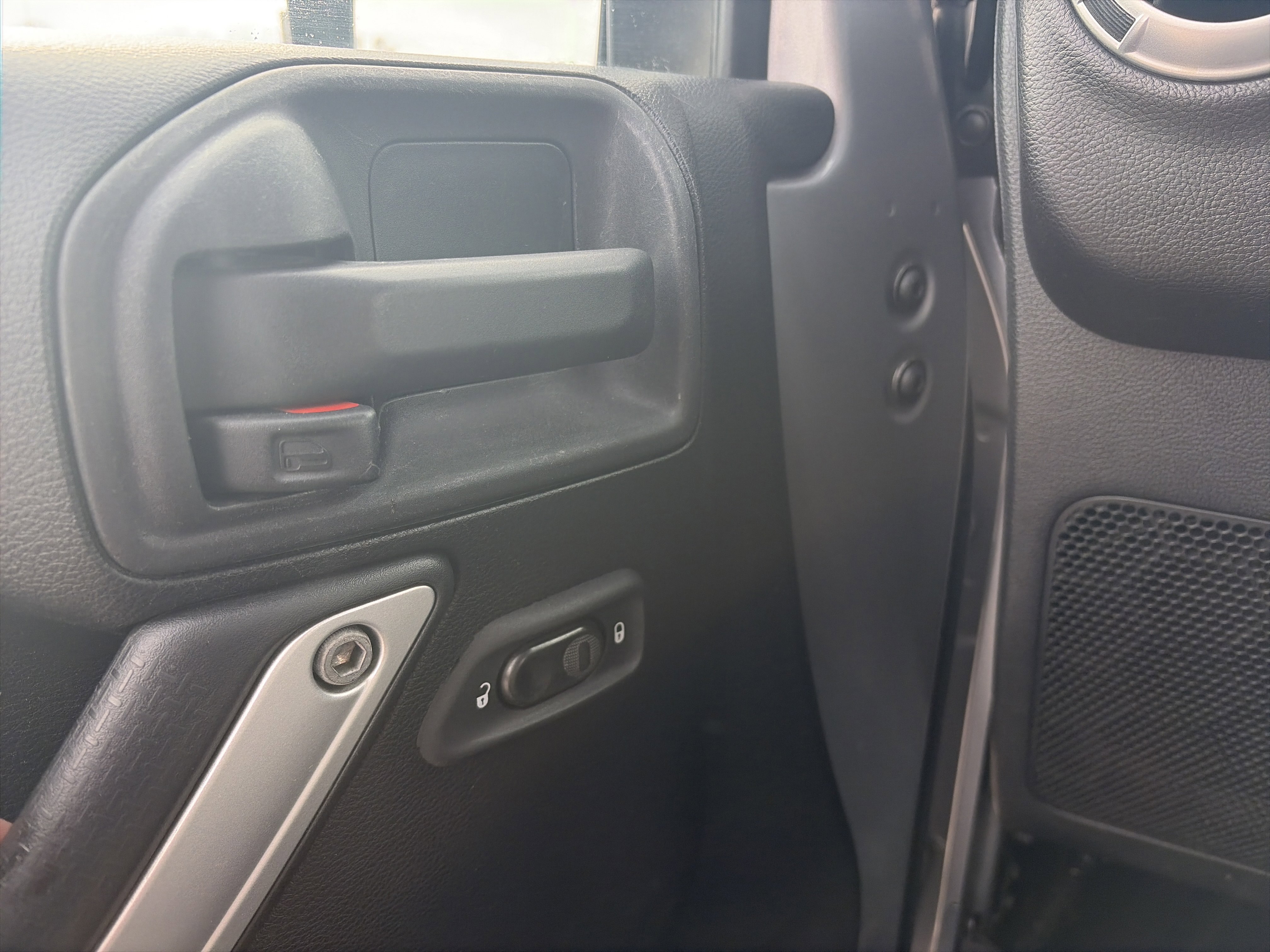 Used 2013 Jeep Wrangler Unlimited Sahara w/ Connectivity Group image 35