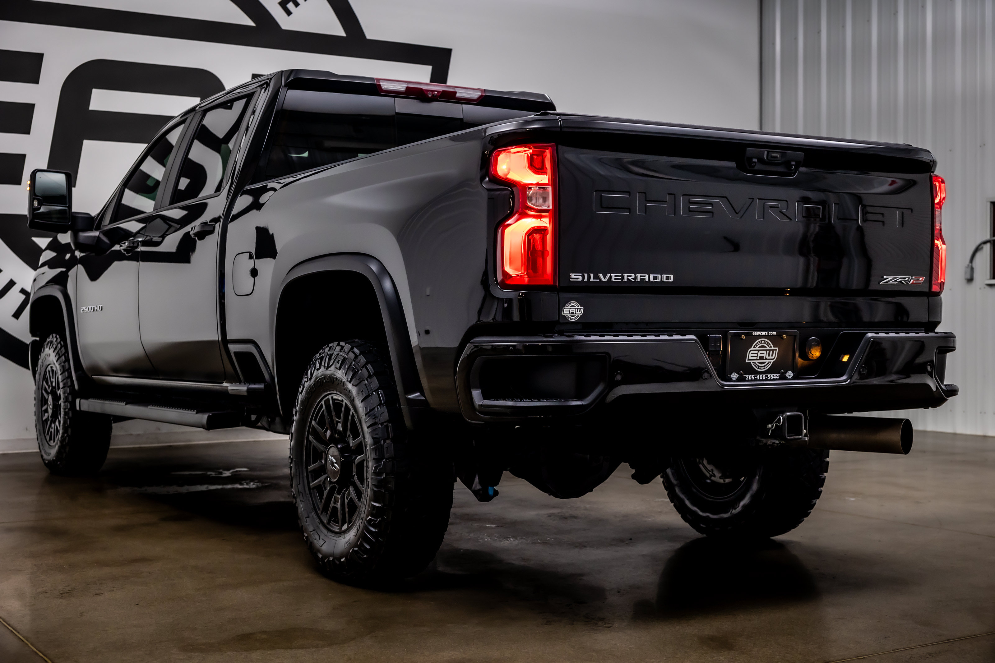 Used 2024 Chevrolet Silverado 2500 ZR2 w/ Technology Package AWD/4WD image 33