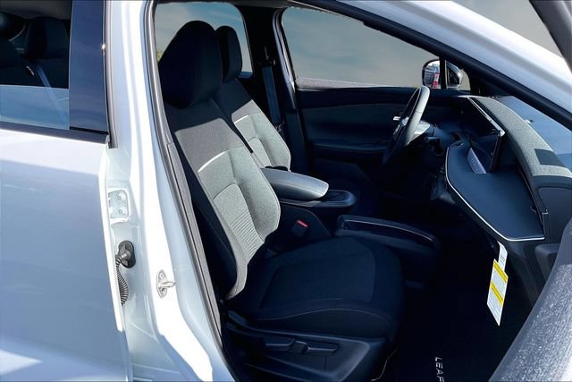 New 2026 Nissan Leaf w/ Floor Mat Package (S+) FWD image 10