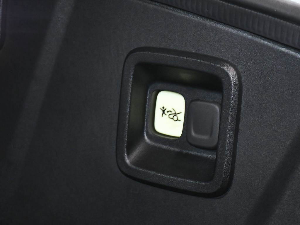 Used 2025 GMC Hummer EV 2X w/ Extreme Off-Road Package AWD/4WD image 73