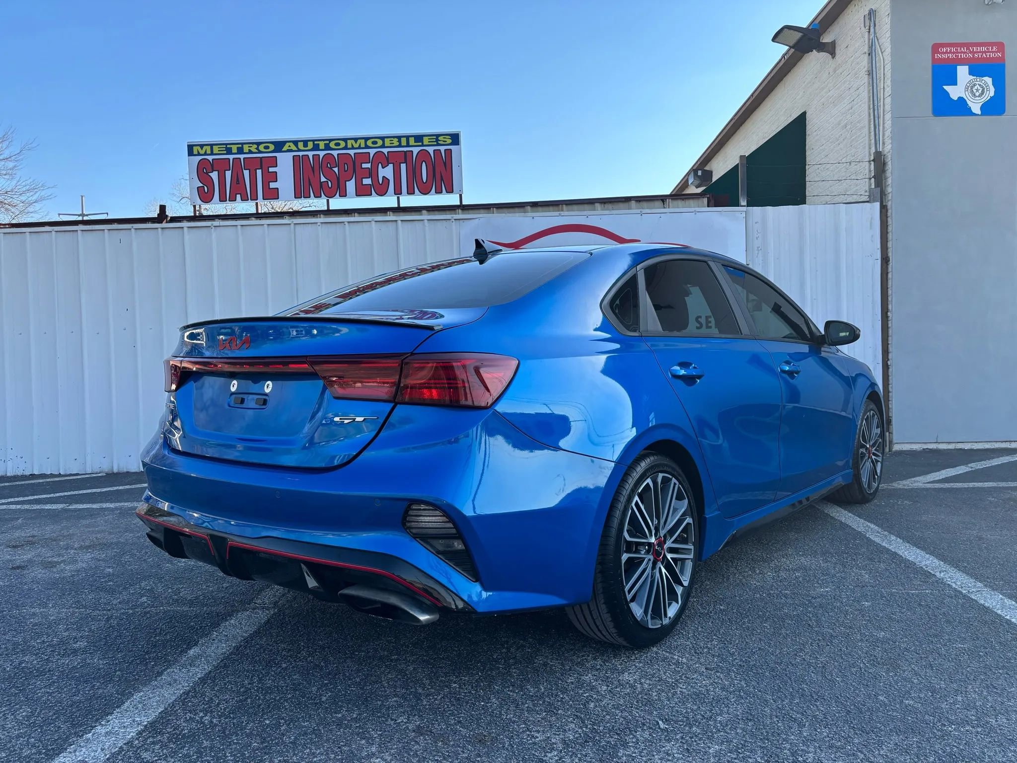 Used 2023 Kia Forte GT w/ GT2 Package FWD image 5