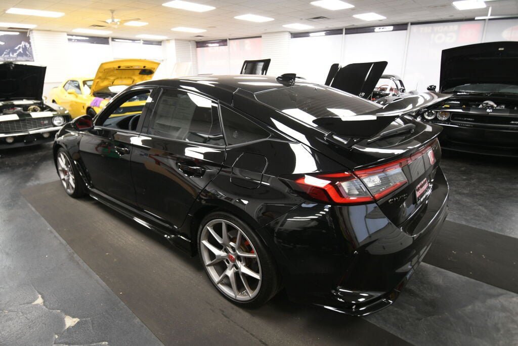 Used 2025 Honda Civic Type R image 18