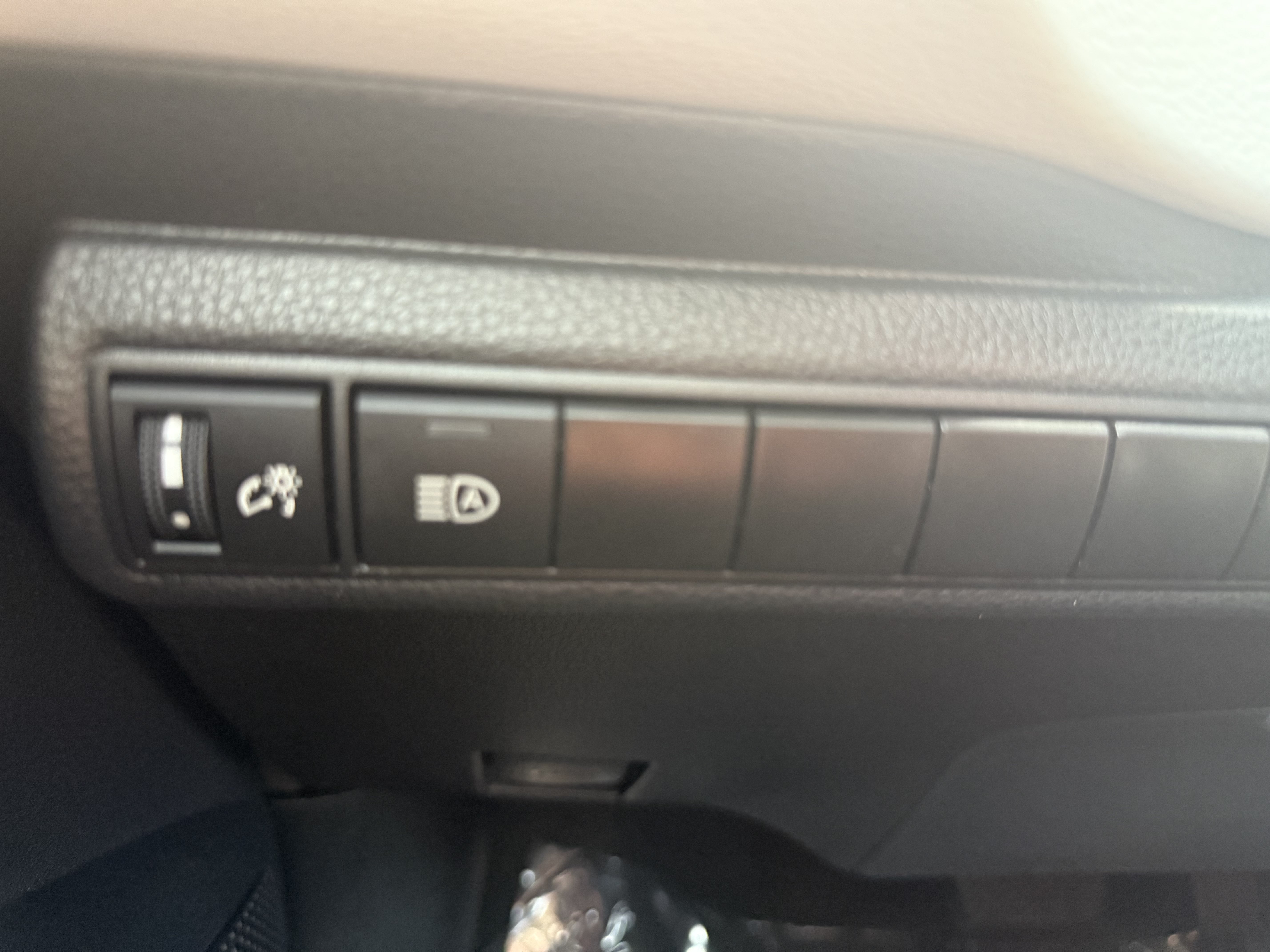 Certified 2024 Toyota Corolla SE FWD image 15